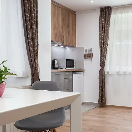 Oliva 4 Stars Apartment Zagreb Exterior photo